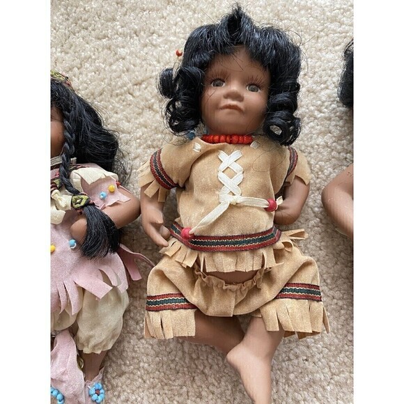Lot 3x Native American Porcelain Girl Dolls Dressed Kachina Inuit Maiden Vintage - Picture 3 of 11